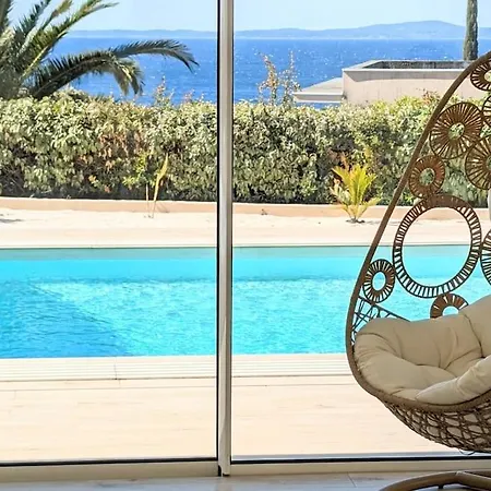 Superbe Vue Mer, A 5min A Pieds De La Mer Villa
